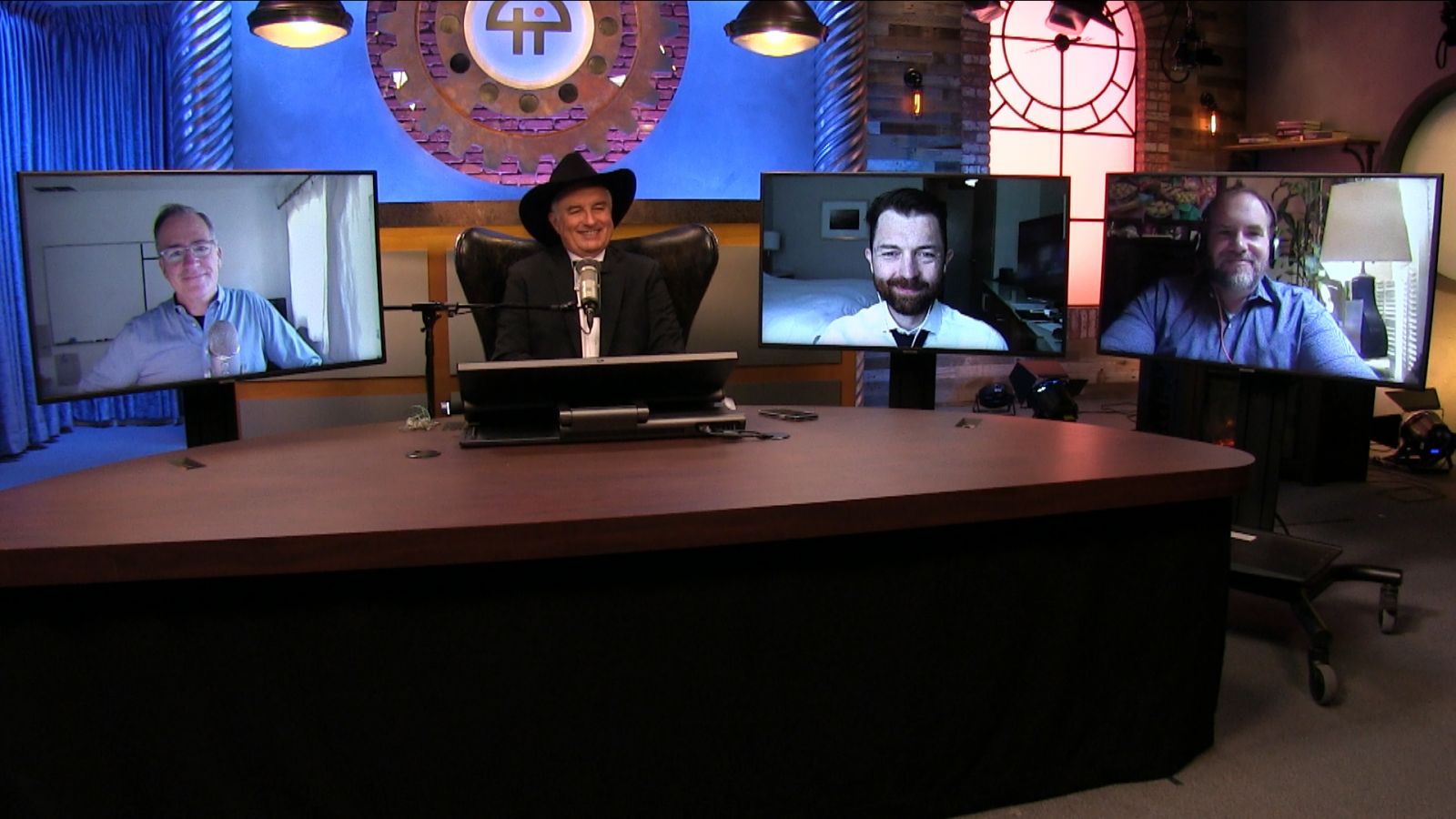 TWiT Extra: Travel, Delta, and NFTs