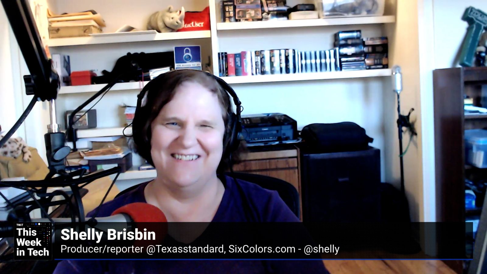 TWIT Extra: That Bad Bunny and Zeppelin Flights