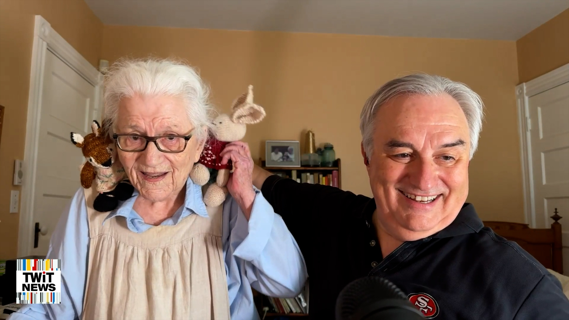 Leo Visiting His Mom!