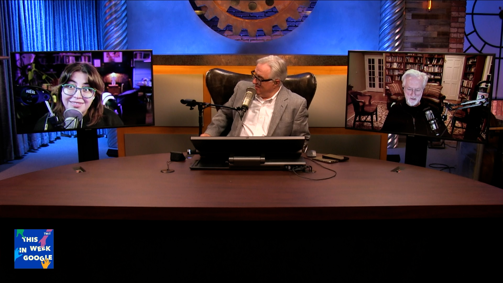 TWiG Extra: Paris' Rockin New Year's Eve-Eve Party