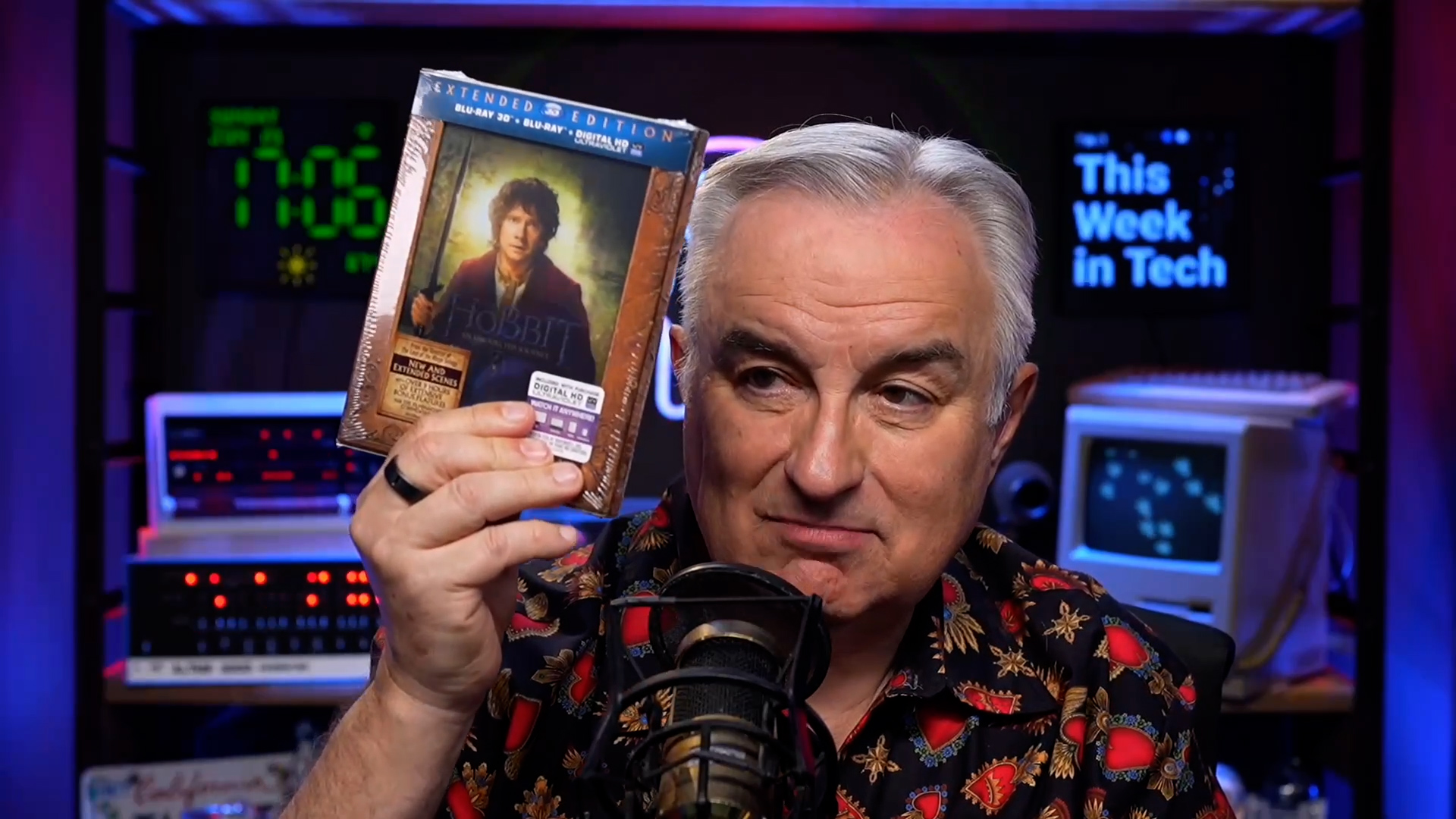 NYC pizza, AI assistants, and vegan food