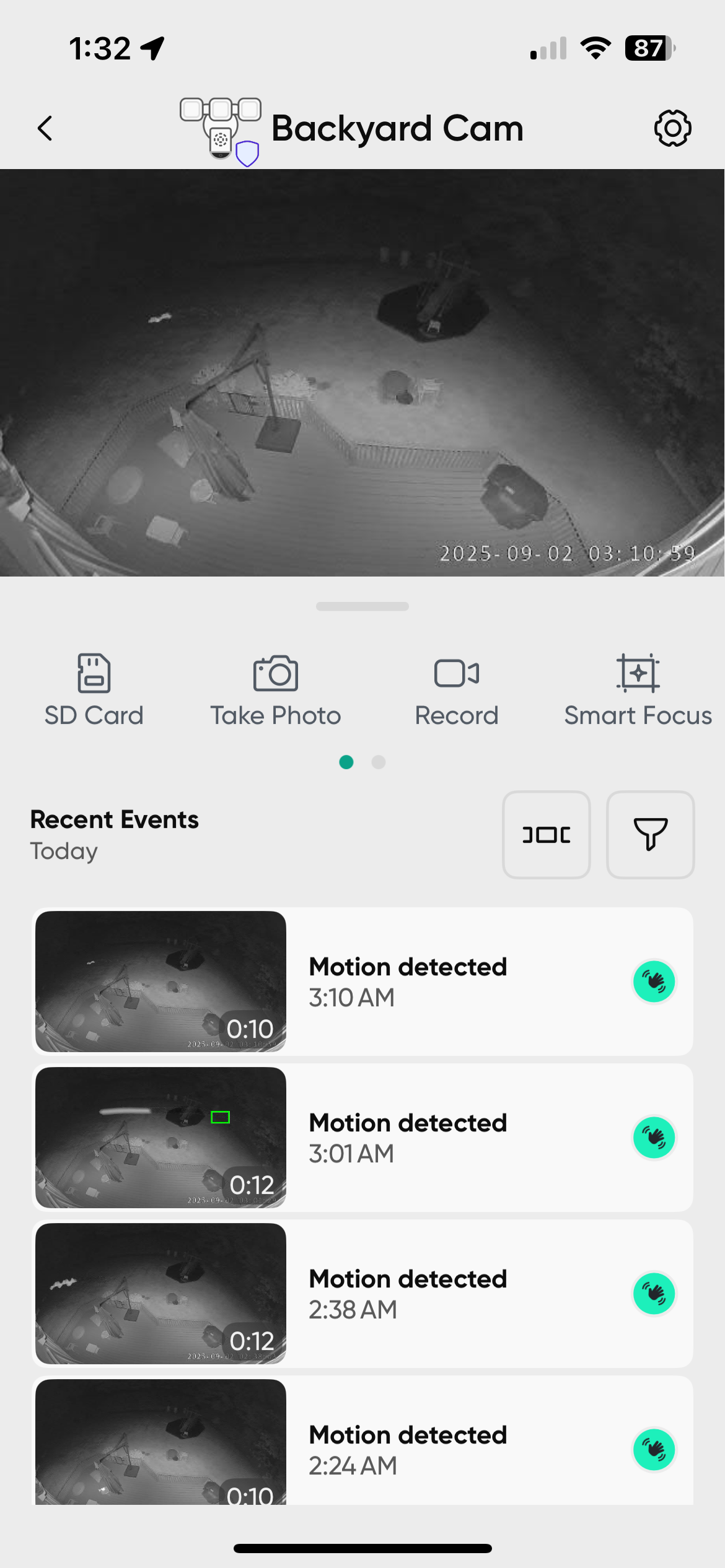 Screenshot of Wyze app showing motion notifications for insects...also the live video stopped at 3:10am even though this screenshot was taken at 1:32pm.