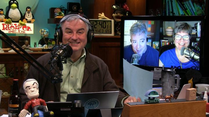 Windows Weekly 438: 0118 999 881 999 119 7253