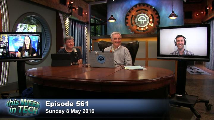 Leo Laporte, Jason Snell, Luria Petrucci, and Kurt Wagner talk the truth about podcasting, the power of Facebook Live and Periscope, Apple Music issues, Youtube Unplugged, and more...