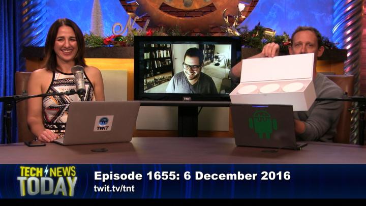 Low-profile mesh-networking router.