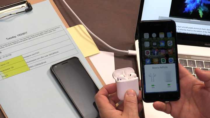 AirPods and iPhone 7
