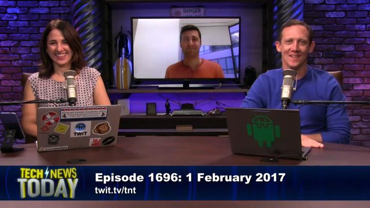 Twitter bot you can follow or chat with about black Americans