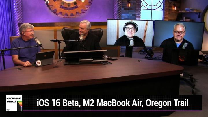 iOS 16 Beta, M2 MacBook Air, Oregon Trail