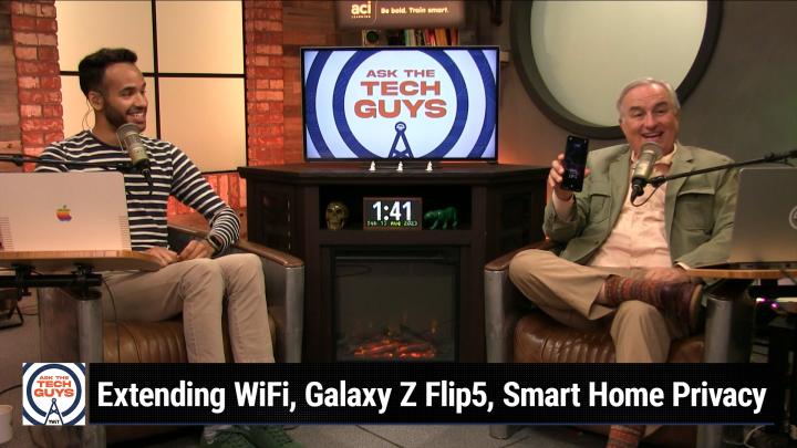 Mikah Sargent and Leo Laporte with the Galaxy Z Flip 5