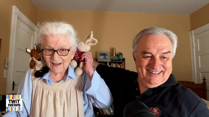 Leo Visiting His Mom!