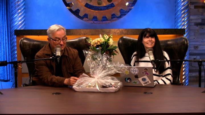 TWiT's Survival Strategy: Studio Re-Opening, Club Growth, and Navigating Podcast Challenges